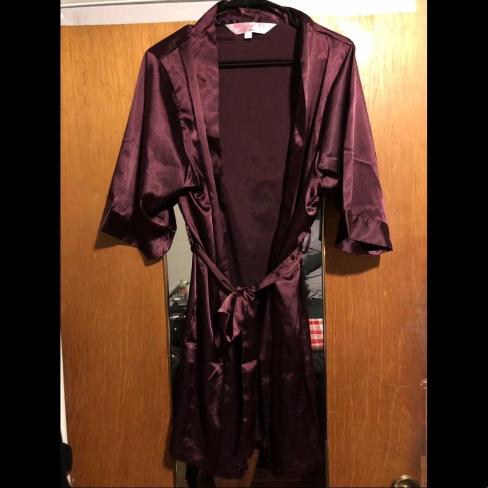 Silk Robe in Wine